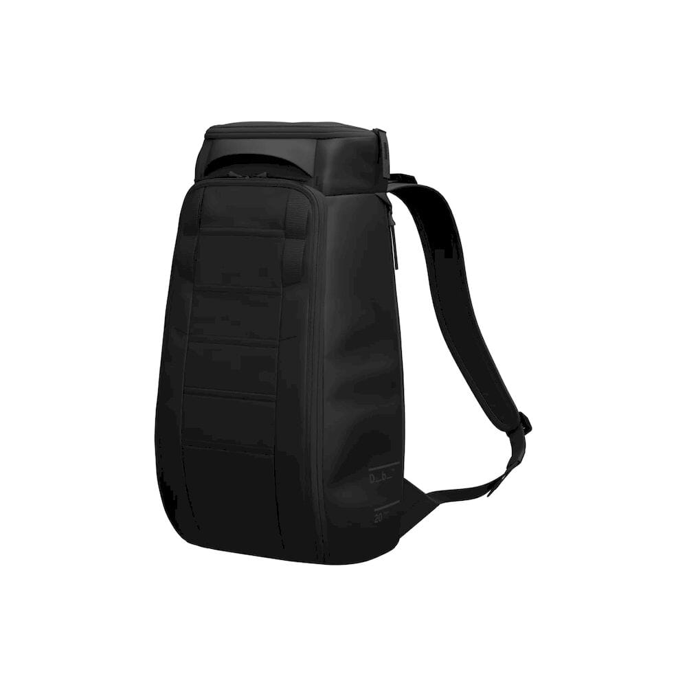 DB Hugger Backpack 30L Black Out